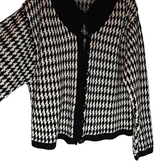 Knit Knit Vintage Houndstooth Pattern Knit Button Front Sweater Cardigan - Picture 4 of 7